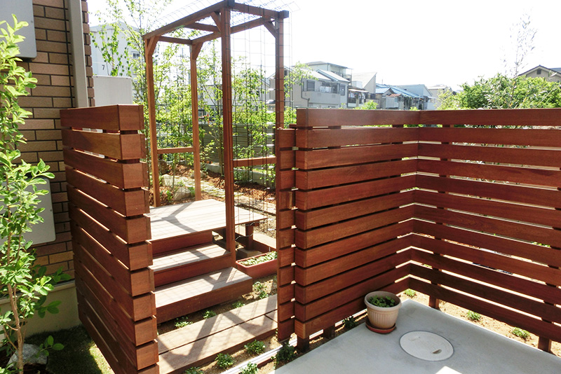個人邸の庭作り